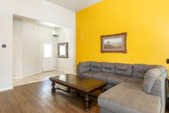 10-Lakewood-Circle-08