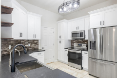 10-Lakewood-Circle-12