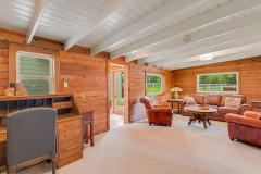 1111-Deer-Lake-Rd-07