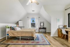 15-4th-Bedroom-and-Nook