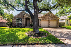 1302-Roadrunner-Drive-02