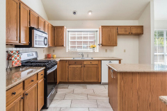 1302-Roadrunner-Drive-09