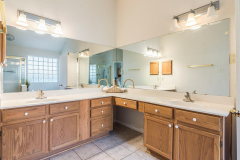 1302-Roadrunner-Drive-17