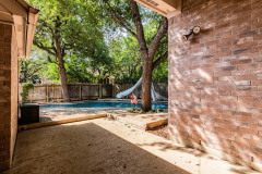 1302-Roadrunner-Drive-26