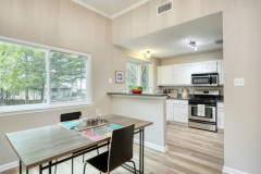 1702-Whitney-Way-10