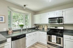 1702-Whitney-Way-11