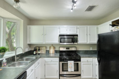 1702-Whitney-Way-12