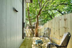 1702-Whitney-Way-14