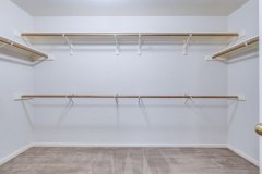 24-24masterCloset