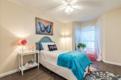 1812-Lion-Heart-Dr-23