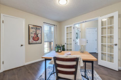 1812-Lion-Heart-Dr-25