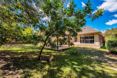 1812-Lion-Heart-Dr-31