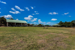 1812-Lion-Heart-Dr-38