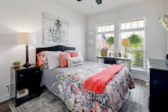 1944-Colonial-Avenue-24