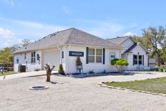 207_Round_Rock_Road_0002