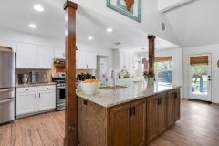 207_Round_Rock_Road_0009