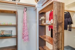 21-21masterCloset