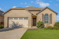 22600-Fountaingrass-Ln-01