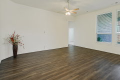 22600-Fountaingrass-Ln-04