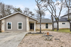 24-Stonehouse-Circle-02