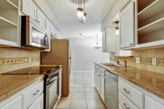 24-Stonehouse-Circle-05