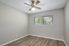 24-Stonehouse-Circle-15