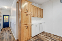 241-Glenwood-Drive-10