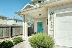 243-Twisted-Oaks-Lane-03