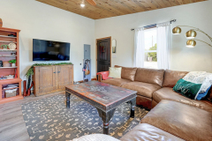 7655-Mount-Sharp-Road-08