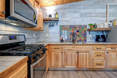 7655-Mount-Sharp-Road-15