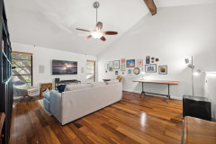 8136-Greenslope-Dr-30