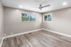 902-Sherwood-Forest-Dr-32