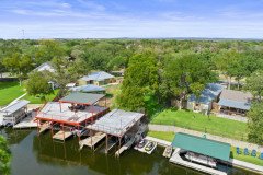 902-Sherwood-Forest-Dr-35