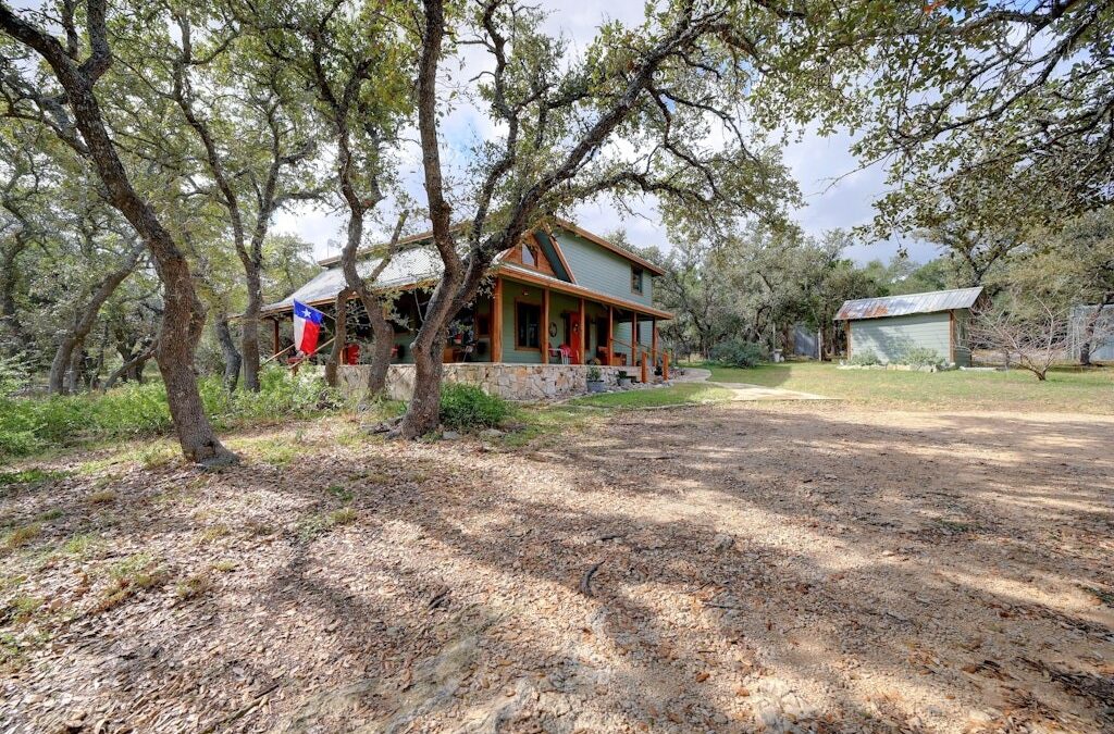 109 E Skyline, Wimberley, TX 78676