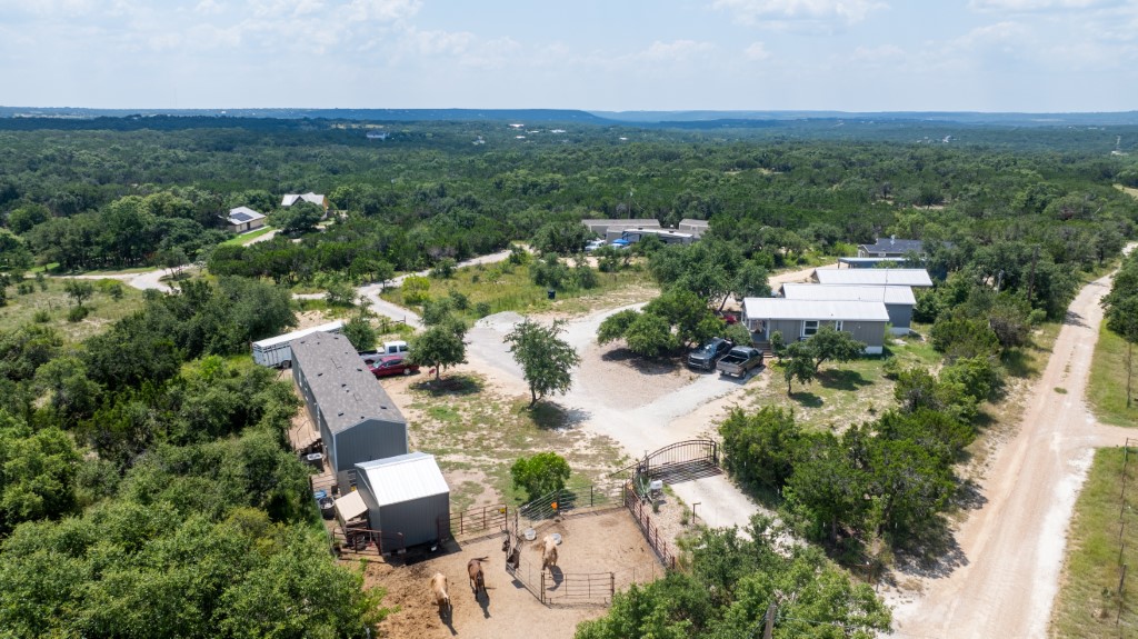 24369-2 Bingham Creek Rd, Leander, TX 78641