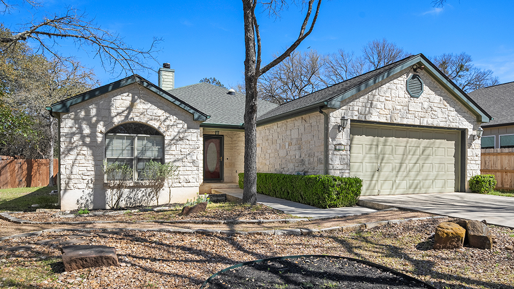 183 Augusta Drive, Wimberley, TX 78676