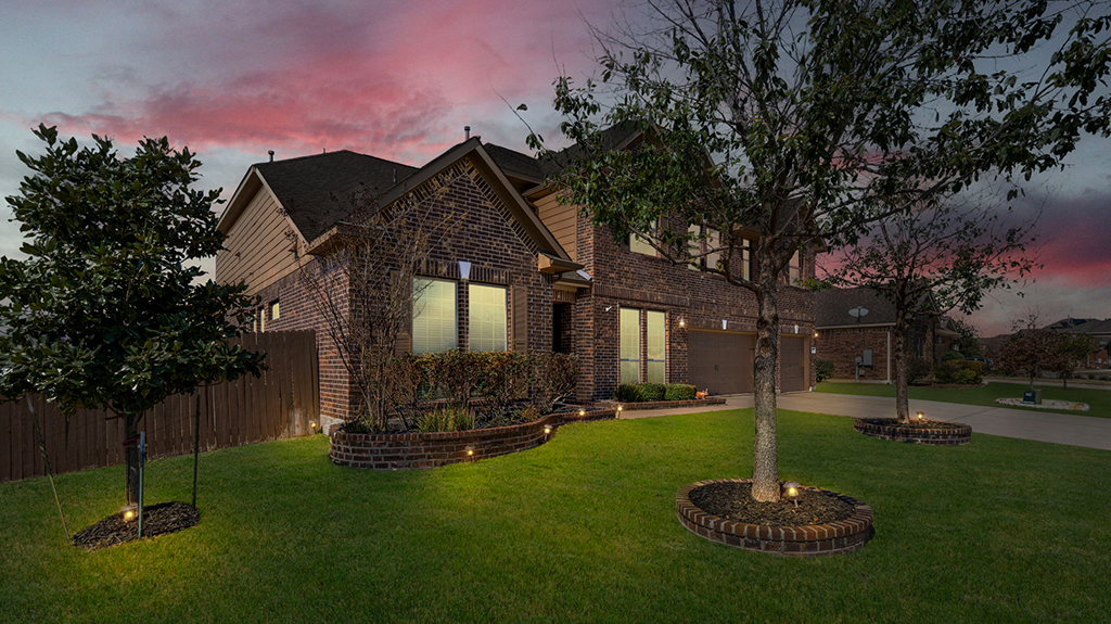 19900 Kite Wing Terrace, Pflugerville, TX 78660 – Blackhawk