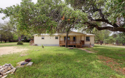 241 Glenwood Drive, Wimberley, TX 78676