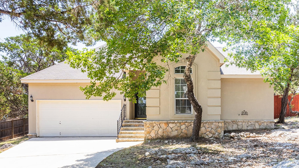 10 Lakewood Circle, Wimberley, TX 78676
