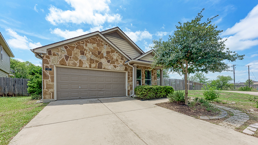 102 Silo Street, San Marcos, TX 78666