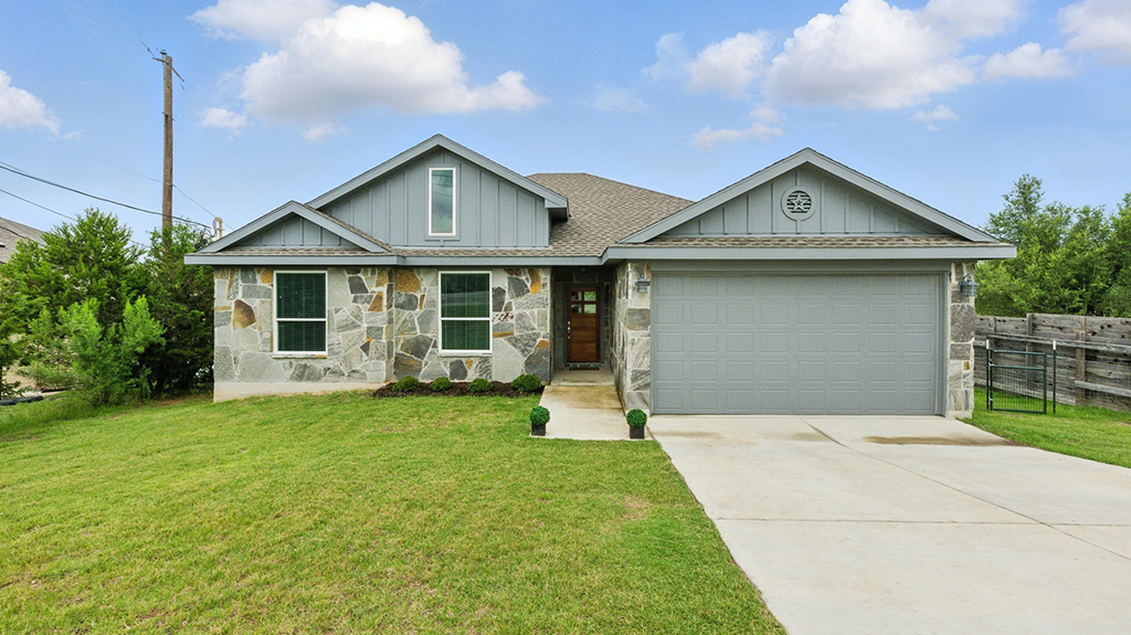 10605 Creekwood Circle, Dripping Springs, TX 78620