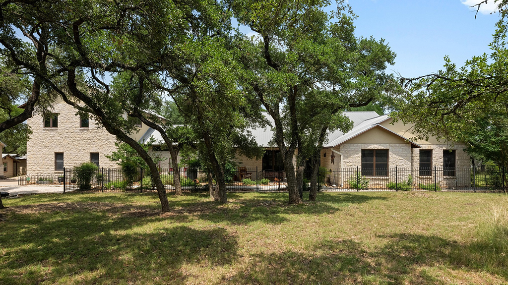 131 Camino Derecho, Wimberley, TX 78676