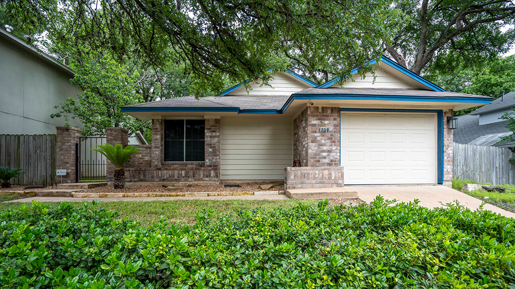 1709 Whitney Way, Austin, TX 78741