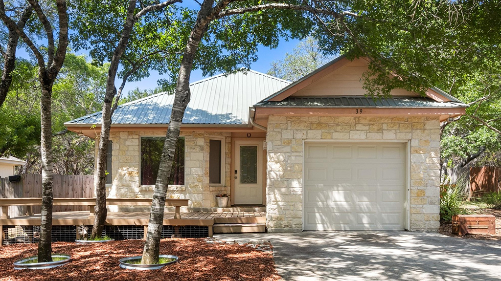 39 Pleasant Valley Road, Wimberley, TX 78676