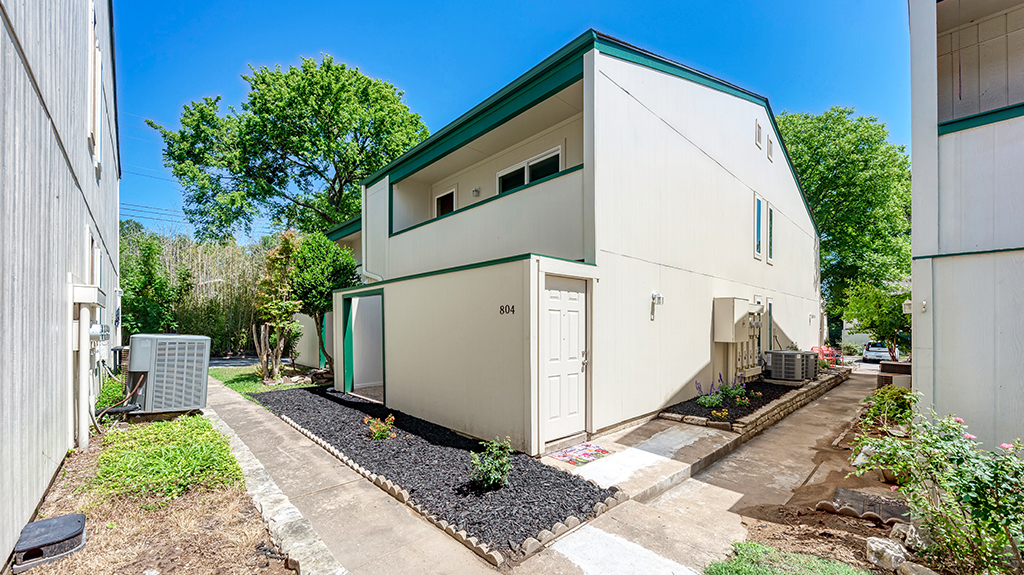 6718 Silvermine Drive #804, Austin, TX 78736