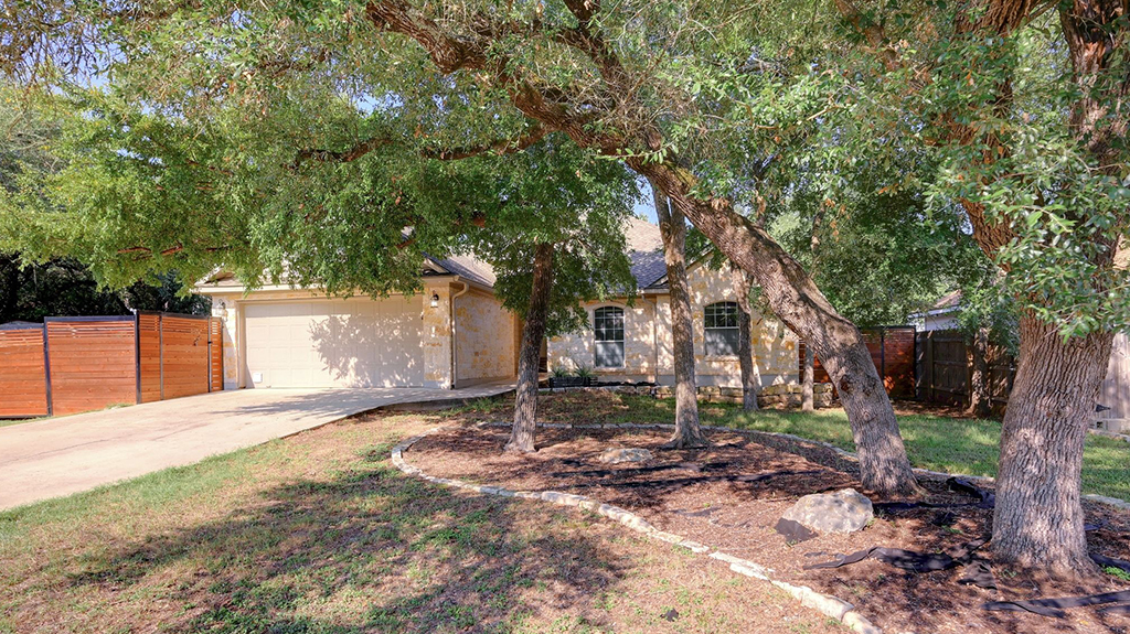 13 Serenade Circle, Wimberley, TX 78676