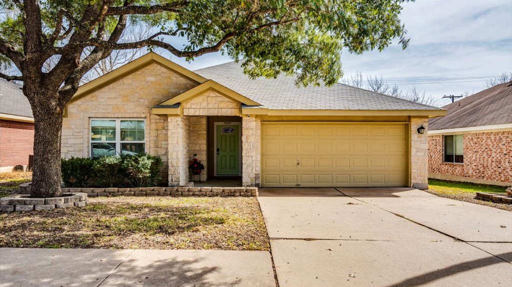 20907 Gelding Lane, Pflugerville, TX 78660