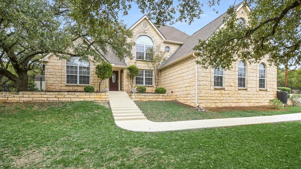 103 Live Oak Drive, Wimberley, TX 78676